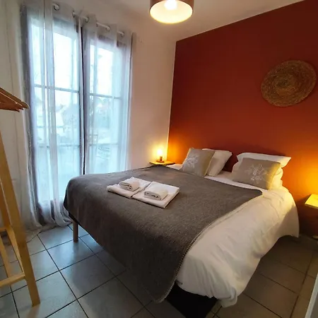 Entre Et Golf En Rez De Jardin Avec Parking Lägenhet *